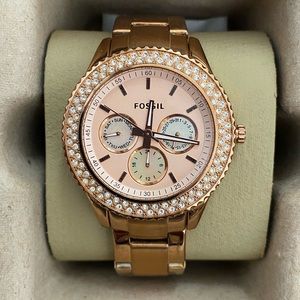 Fossil rose gold watch
